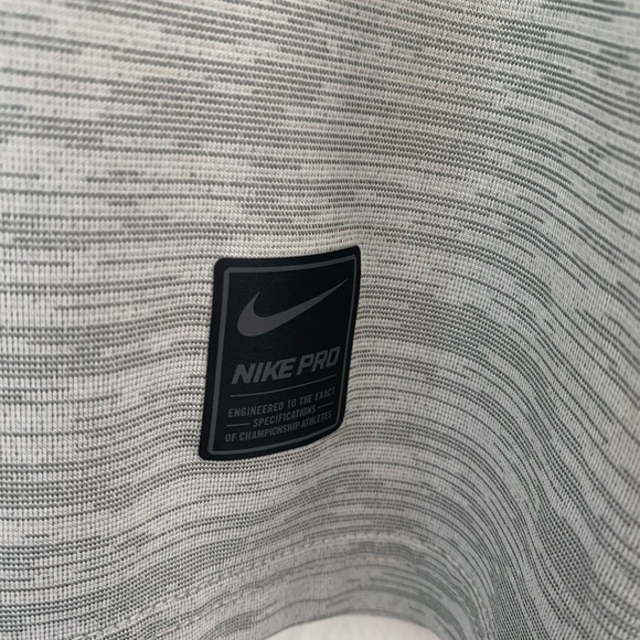 MENS NIKE PRO SPORT GRAY DRIFIT ATHLETIC SHIRT SIZE LARGE LIKE NEW - Picture 3 of 4